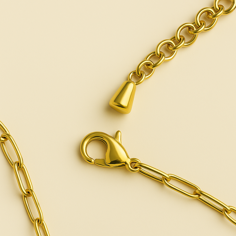 close-up of 14kt gold paperclip bracelet – smooth links and lightweight chain finish