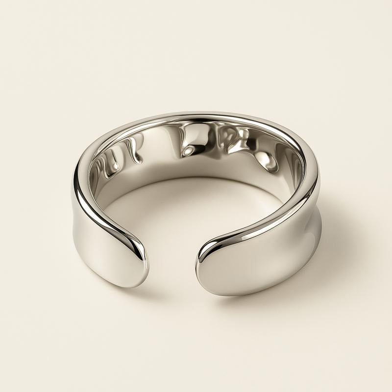 close-up of dome-style pinky ring in platinum silver finish – bold and adjustable | Glowvy